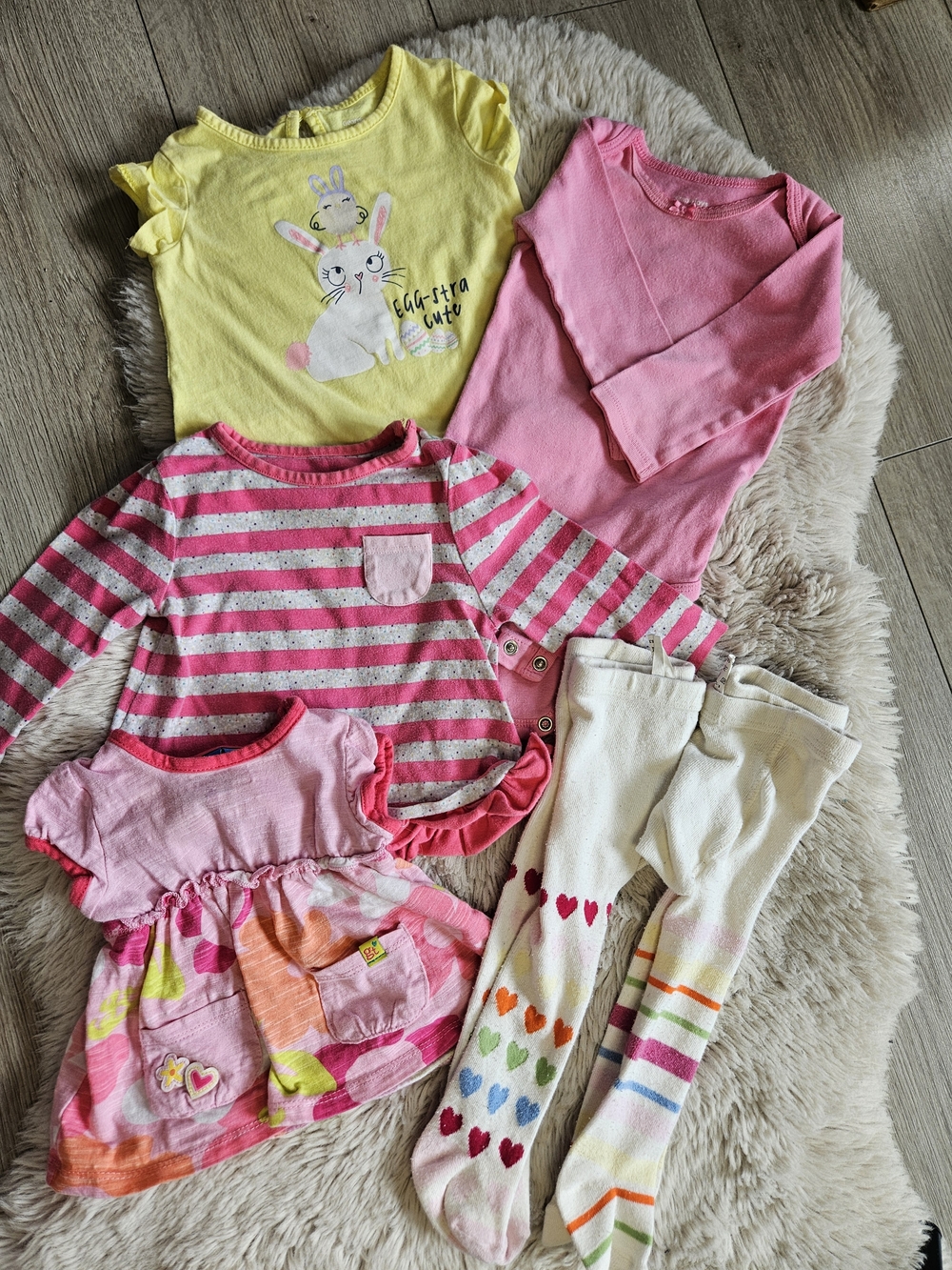 Baby Girl Outfit Lot 6-9 Months | Carter's Bunny Tee, Tunic, Bodysuit & Heart